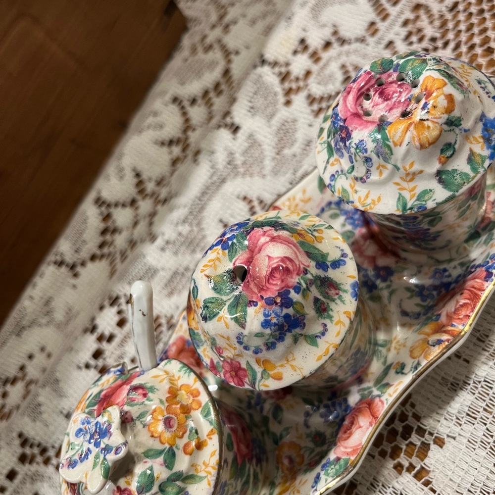 Floral Ceramic Condiment Set - Picture 2 of 5